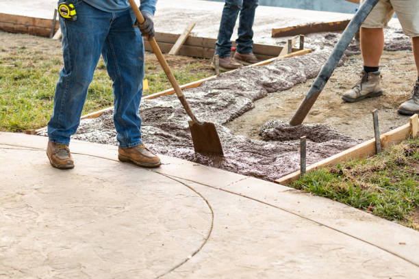 Best Commercial Concrete Contractor  in Dahlone, GA